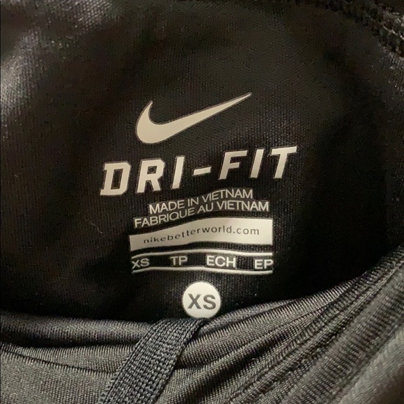 Nike Women’s Runner Shorts - Picture 3 of 3